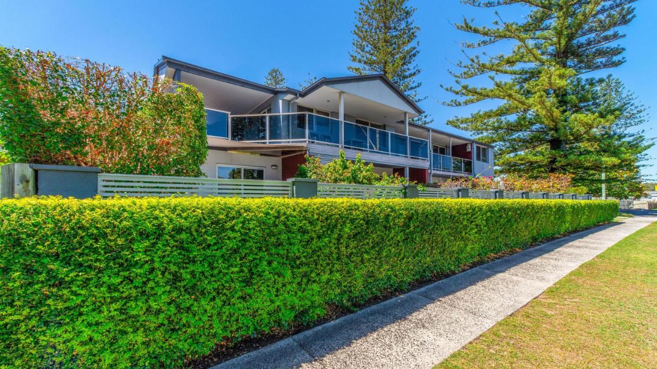 Adrift Apartments Yamba Buitenkant foto