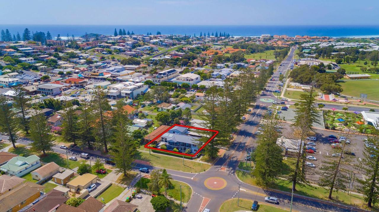 Adrift Apartments Yamba Buitenkant foto