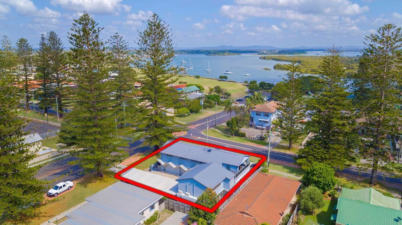 Adrift Apartments Yamba Buitenkant foto